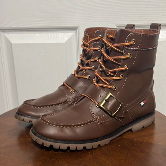 🔥🔥 Tommy Hilfiger Narcisco Brown Leather Boots Sz 8.5 Work Buckle Strap - GUC - Picture 1 of 10